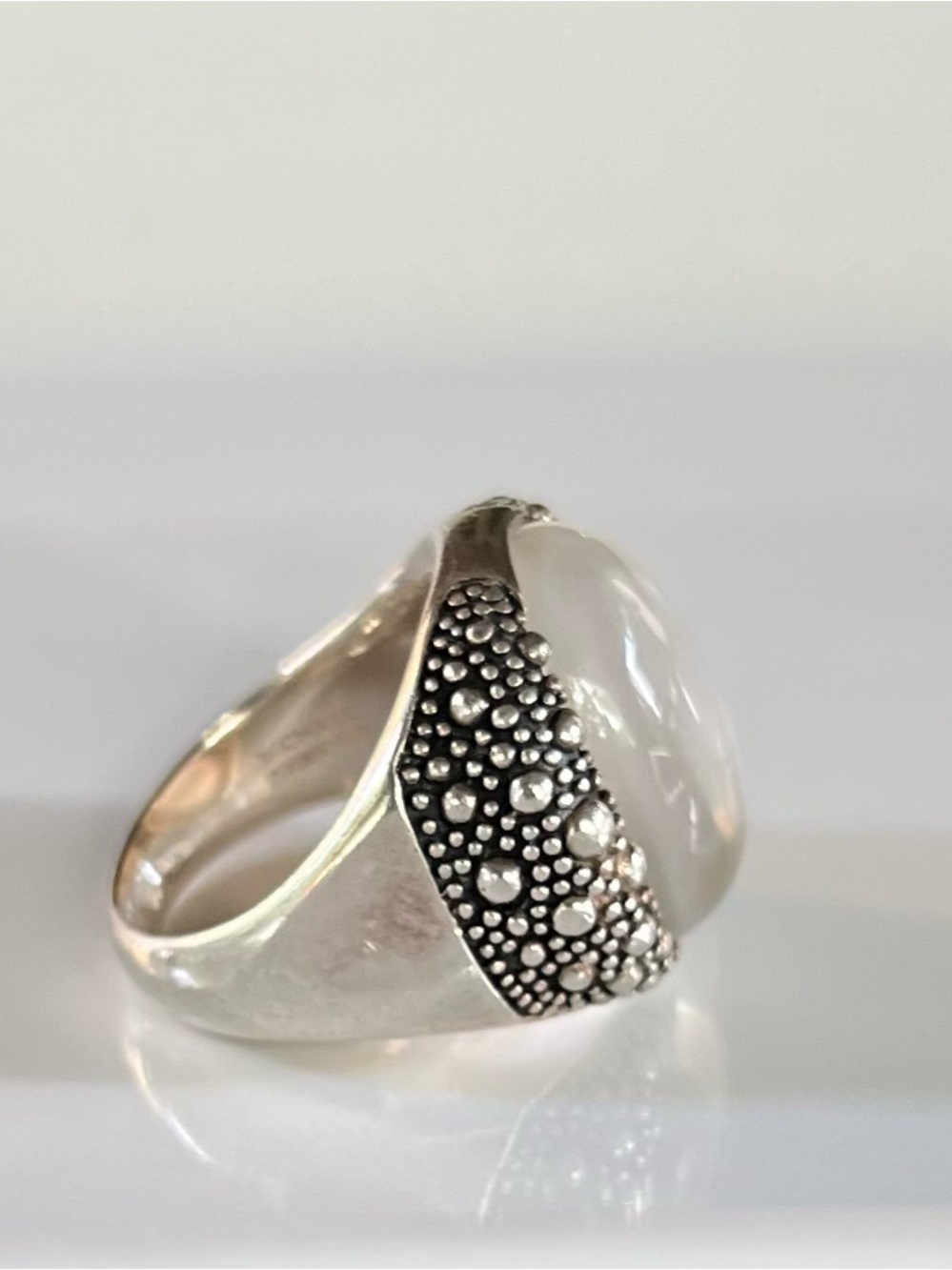 Michael Dawkins Starry Night Mother-Of-Pearl Sterling Silver Ring - Picture 3 of 7
